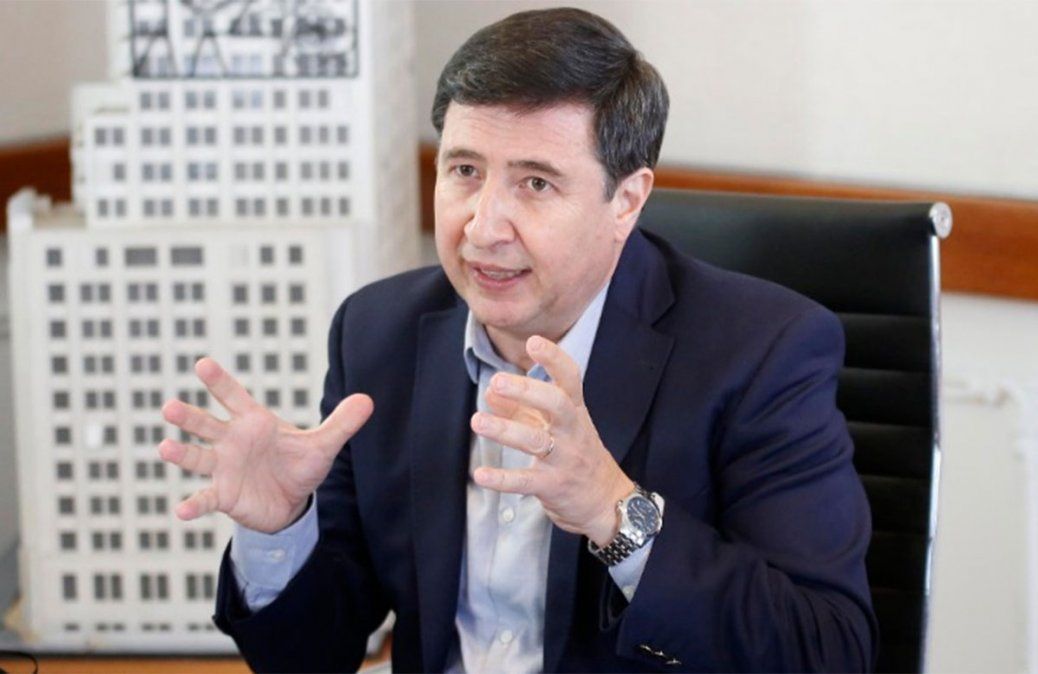 Se decretó la transferencia del Registro Nacional de Barrios Populares del ministerio de María Eugenia Bielsa al Ministerio de Desarrollo Social, de Daniel Arroyo (foto). Foto: NA.