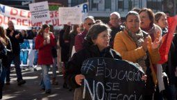 Comienza la toma en una facultad de la UNER y siguen las protestas en toda la provincia Comienza la toma en una facultad de la UNER y siguen las protestas en toda la provincia