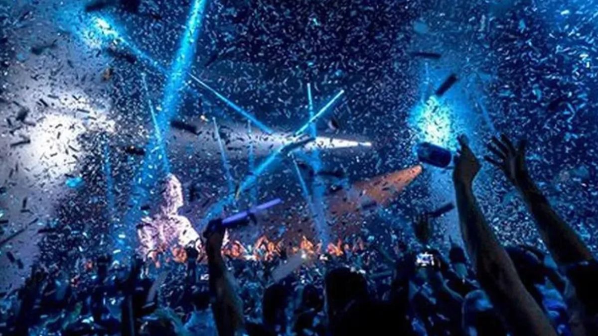 Un hombre de 35 años murió durante una fiesta electrónico luego de sufrir una descompensación en medio del descontrol Un hombre de 35 años murió durante una fiesta electrónico luego de sufrir una descompensación en medio del descontrol