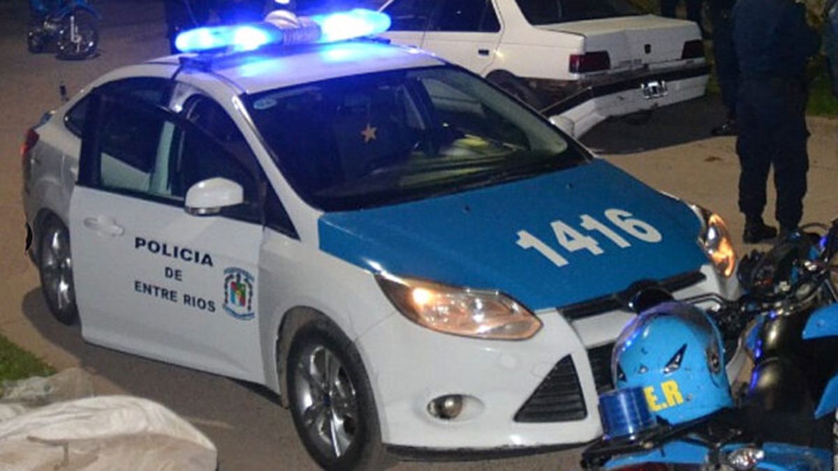 La policía llegó con rapidez a la casa a la que el hombre intentó incendiar luego de golpear a su mujer, en Entre Ríos, quien fue detenido acusado de violencia de género