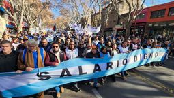 Desde el Gobierno le pidieron sentatez a la hora de los reclamos tras anunciar la reapertura de las paritarias. El SUTE viene de dos semanas consecutivas con paros.