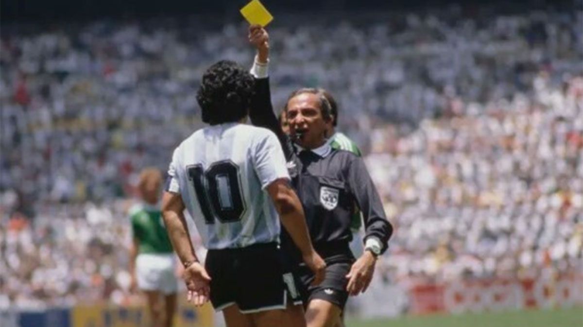 Diego Maradona y Romualdo Arppi Filho.