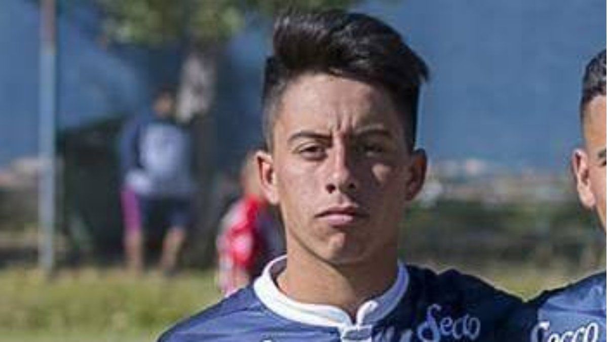 Murió en un choque frontal un jugador juvenil de La Lepra