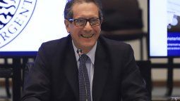 Miguel Pesce, presidente del Banco Central, afirma que el nuevo cepo al dólar y las medidas en la compra de dólares no tienen que impactar en los precios. Foto: NA.&nbsp;