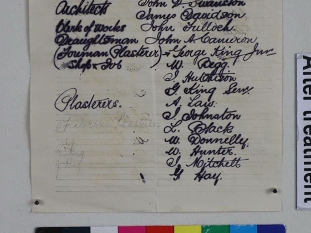 El descubrimiento reveló un mensaje hallado dentro de la botella. El descubrimiento reveló un mensaje hallado dentro de la botella.