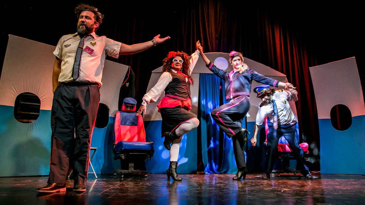 Modo Avión en el Teatro Mendoza: una comedia de alto vuelo que promete el viaje más disparatado