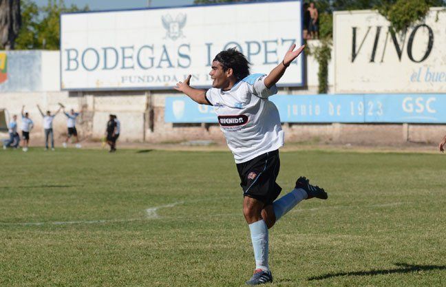 Pasaron Huracán de San Rafael y Gutiérrez Sport Club