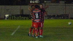 Maipú cambió el chip: en el debut de Bermegui salió del fondo