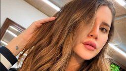 La foto de Mica Tinelli en micro bikini.