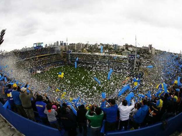 Detuvieron a 25 barras de Boca que responden a Di Zeo