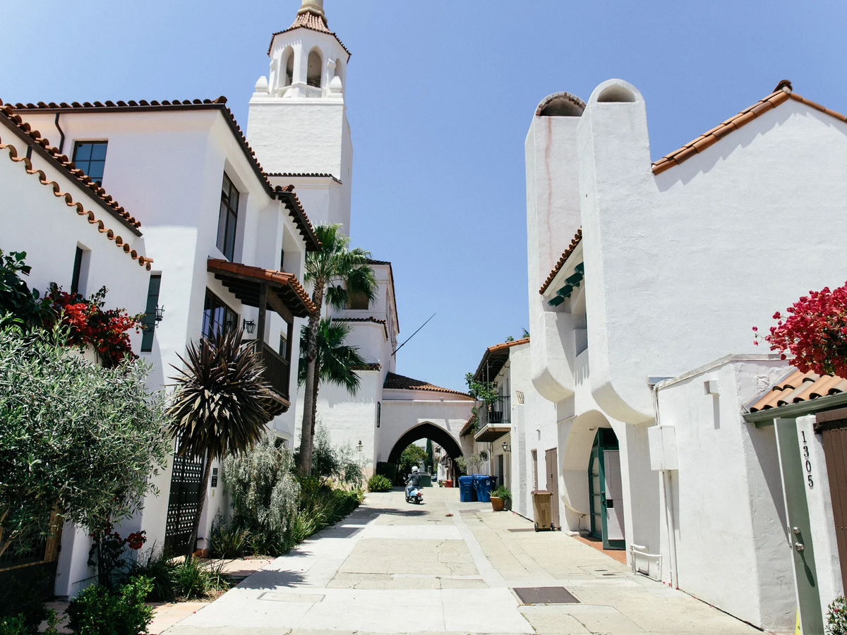 El destino en California que combina lujo, playas y diversión nocturna El destino en California que combina lujo, playas y diversión nocturna