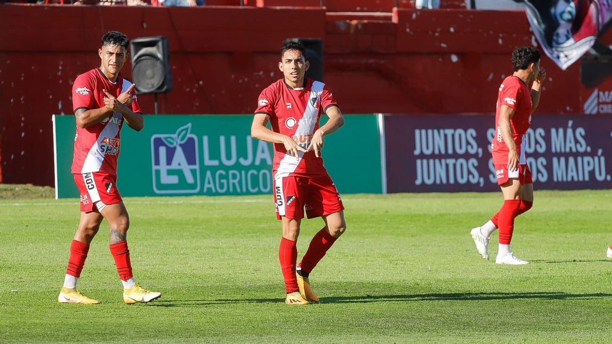 Misael Sosa convirtió el segundo gol del Deportivo Maipú.