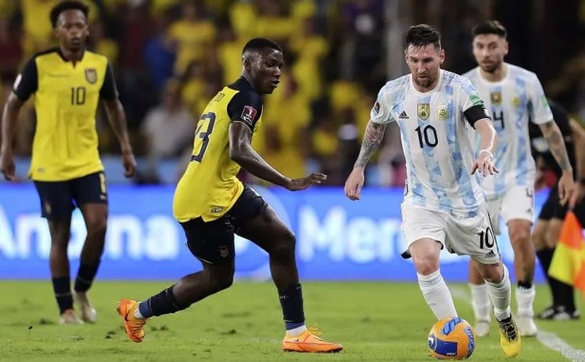 Ecuador o Argentina, los candidatos de Mhoni Vidente. Ecuador o Argentina, los candidatos de Mhoni Vidente. 