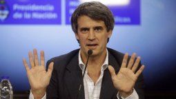 A Alfonso Prat Gay e Isela Costantini  les seguirán varios más