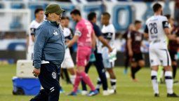 El motivo que podría alejar a Maradona de la conducción del Lobo