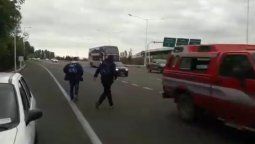 Los peatones siguen cruzando temerariamente los accesos