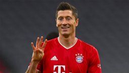 robert lewandowski y un poker espectacular para el bayern