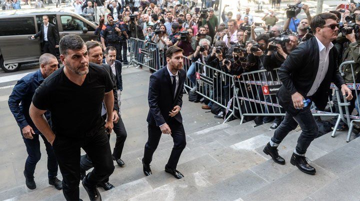 Messi fue insultado en varios idiomas: Vete a jugar a Panamá, cabrón