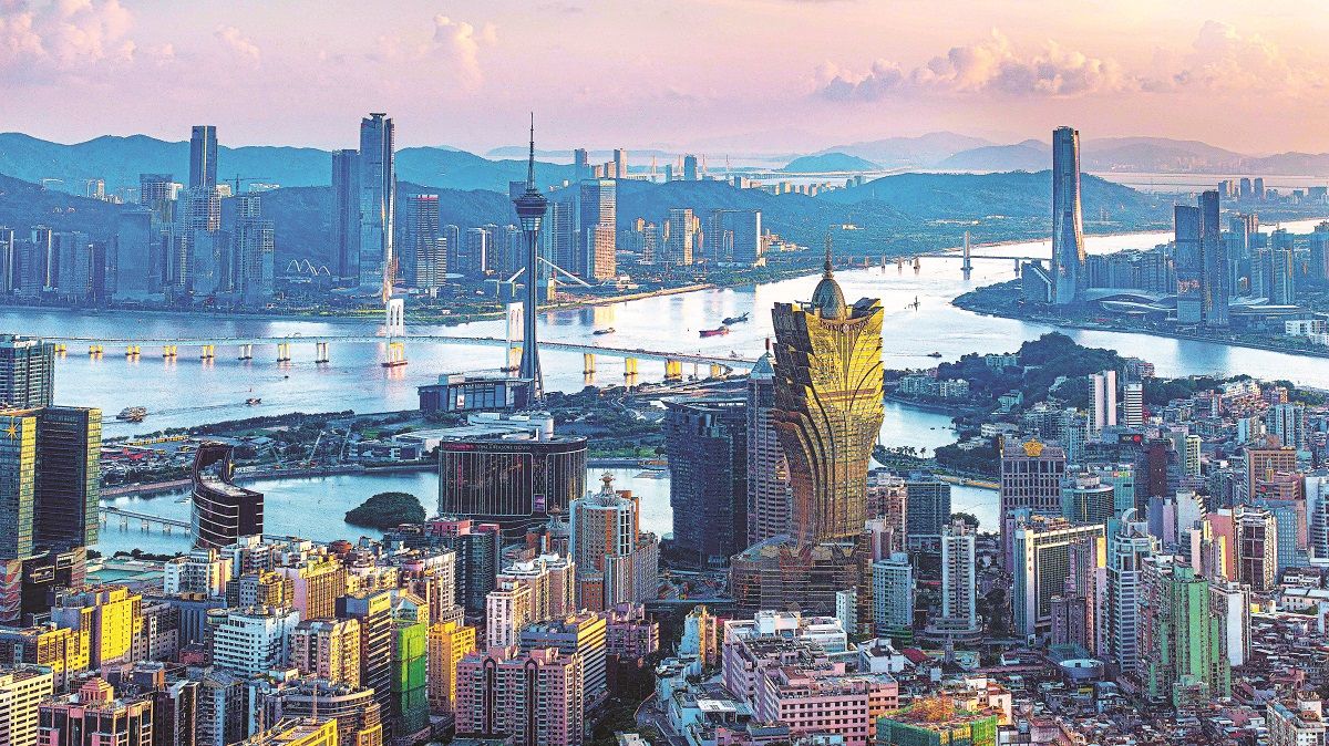 Una vista aérea de la Región Administrativa Especial de Macao que muestra el horizonte moderno en julio. CHEONG KAM KA / XINHUA