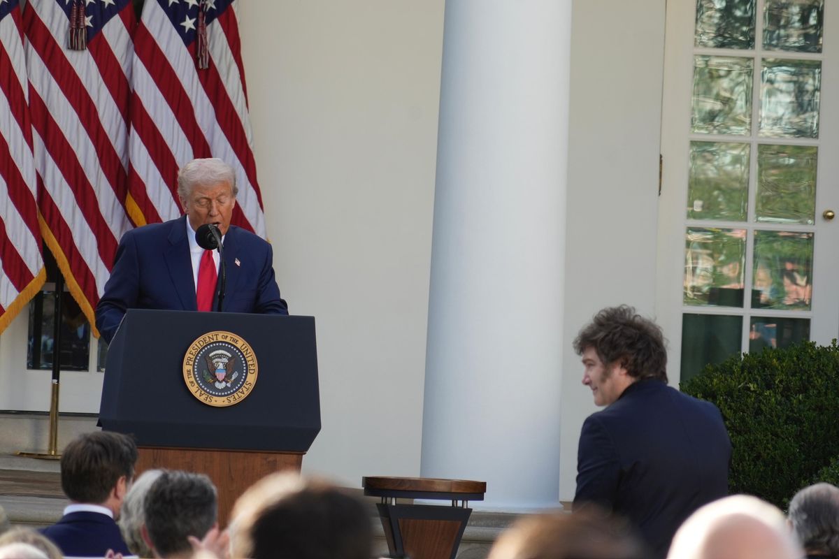 Trump le dio un fuerte respaldo a Milei pero condicionó su apoyo: 