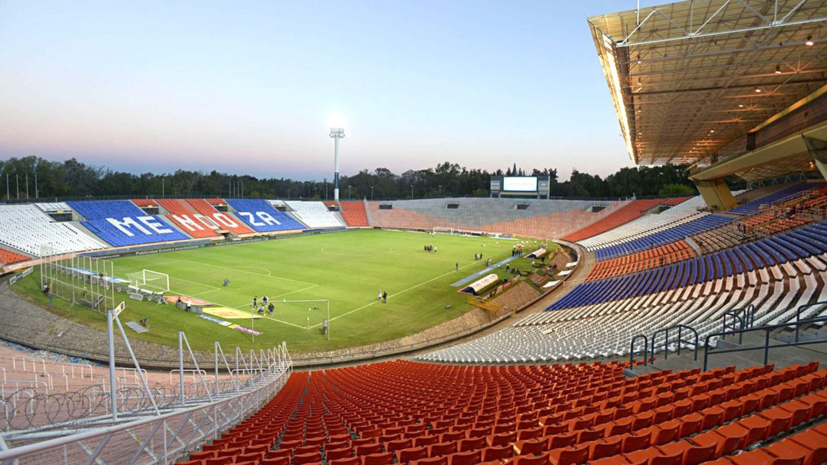 El Malvinas Argentina recibirá una vez más a River en la Copa Argentina.