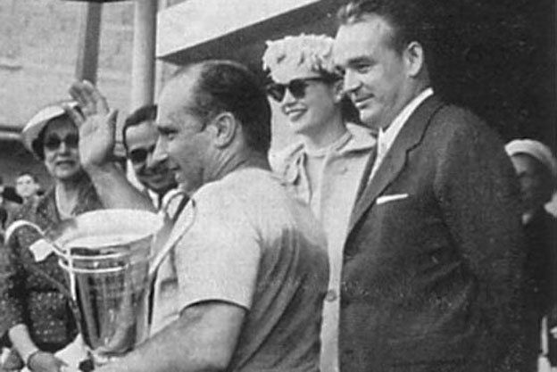 Juan Manuel Fangio, rumbo al 5º título
