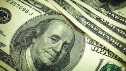 Quiénes pueden recuperar el 35% retenido por dólar ahorro en la AFIP y cómo es el paso a paso para hacerlo si pago o no Ganancias. Descargar el formulario 572 web