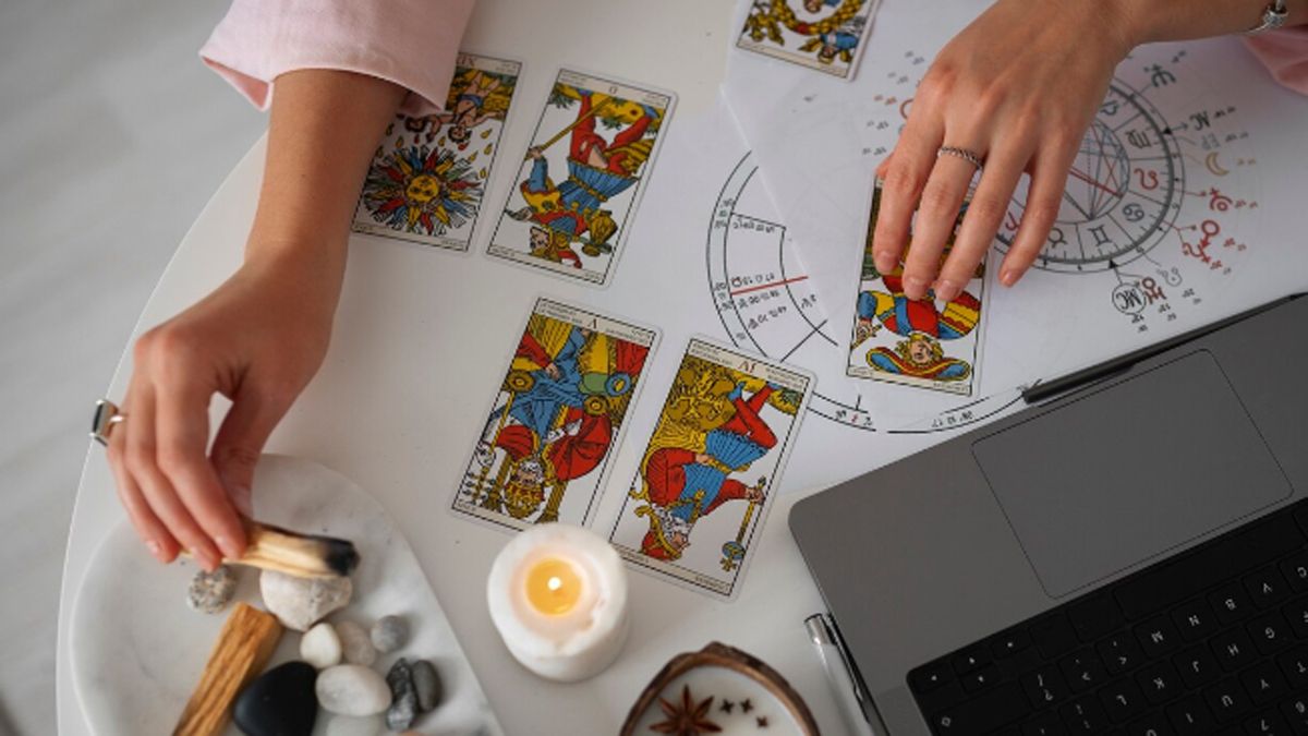 Tarot: descubre tu destino para hoy lunes 2 de septiembre de 2024