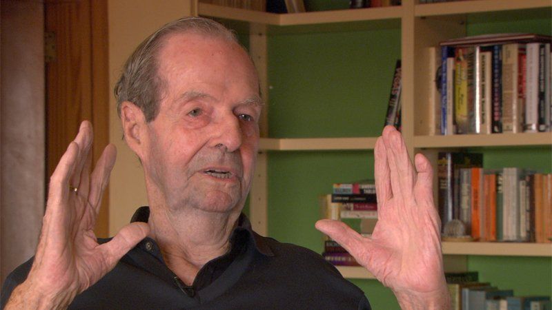 Falleció Guy Hamilton, director de películas de James Bond