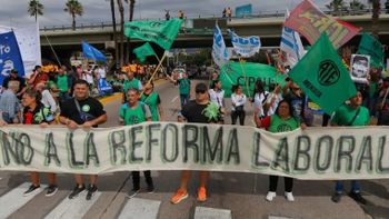 La Corte Suprema rechazó el per saltum que pidió Javier Milei para tratar la reforma laboral La Corte Suprema rechazó el per saltum que pidió Javier Milei para tratar la reforma laboral