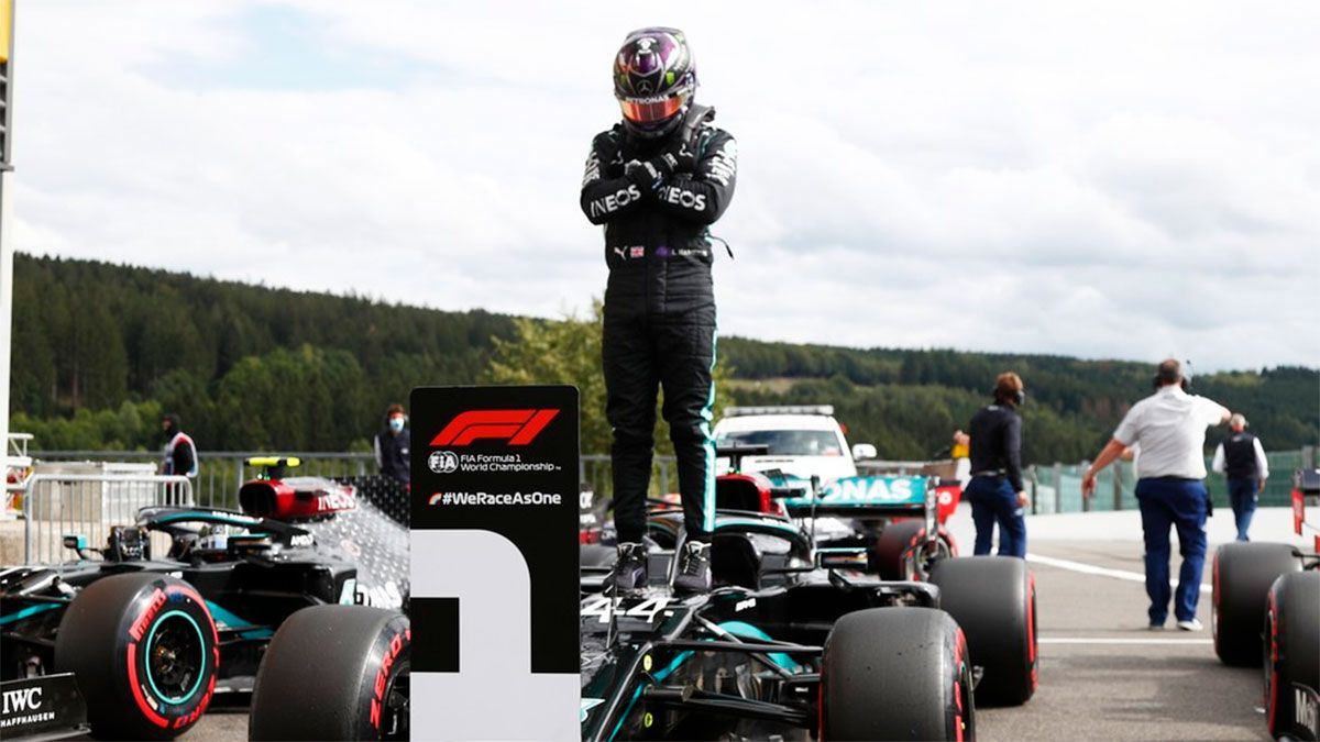 Hamilton hizo su sexta pole de la temporada con récord. y le dedicó su performance al actor estadounidense Chadwick Boseman