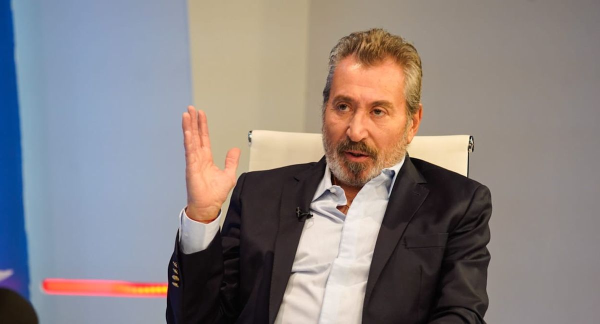 Daniel Vila lamentó que la reforma a la legislación que prohíbe la minería durara apenas dos semanas. Daniel Vila lamentó que la reforma a la legislación que prohíbe la minería durara apenas dos semanas.