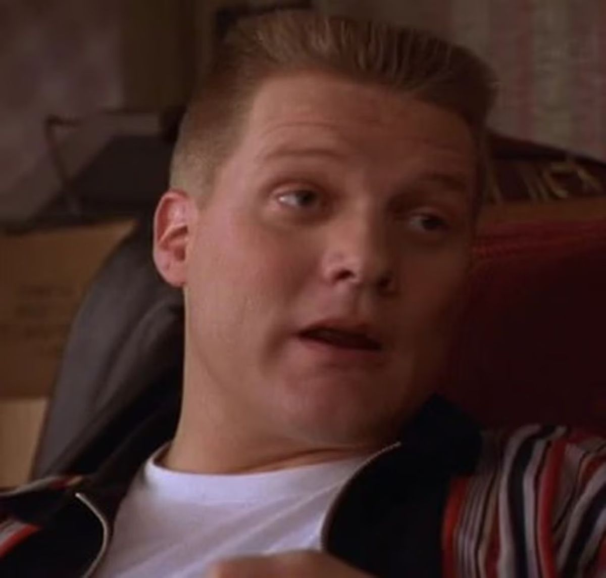 Brian Haley en Cuidado bebé suelto Brian Haley en Cuidado bebé suelto