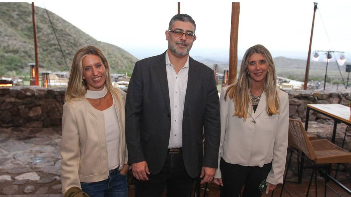 Soledad Casal, Miguel Urmeneta y Belén Grafigna. Soledad Casal, Miguel Urmeneta y Belén Grafigna.