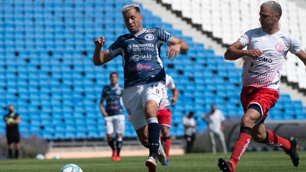 Juan Martín Amieva en el partido ante Huracán marcó un gol. Foto: Osvado Gagliardi.