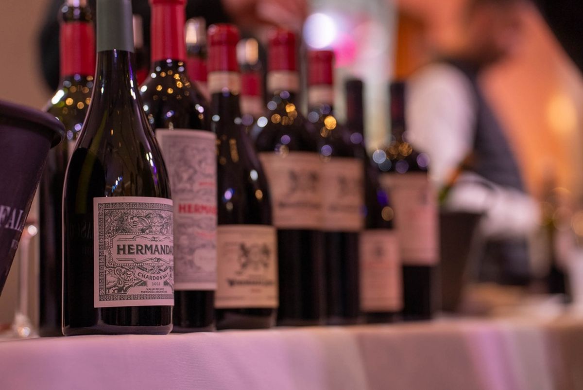 La Wine Expo es el evento ideal para descubrir etiquetas de alrededor de 100 bodegas del país. La Wine Expo es el evento ideal para descubrir etiquetas de alrededor de 100 bodegas del país.