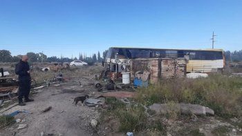 Fueron a combatir un incendio y se encontraron con lo peor dentro de una caja térmica