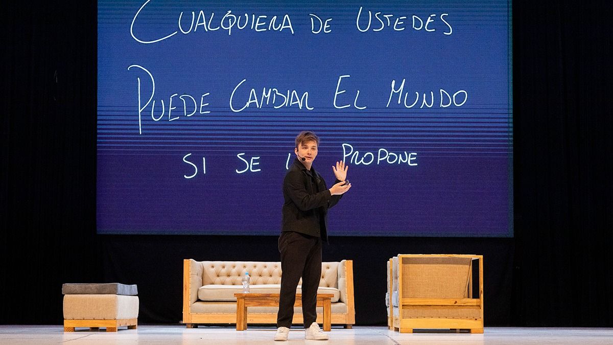 Para el fundador de la startup Asteroid Para el fundador de la startup Asteroid