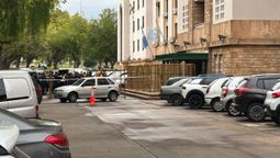 El Gobierno prueba el AutoVac: vacunas y trámites sinbajarse del auto. El Gobierno prueba el AutoVac: vacunas y trámites sinbajarse del auto.