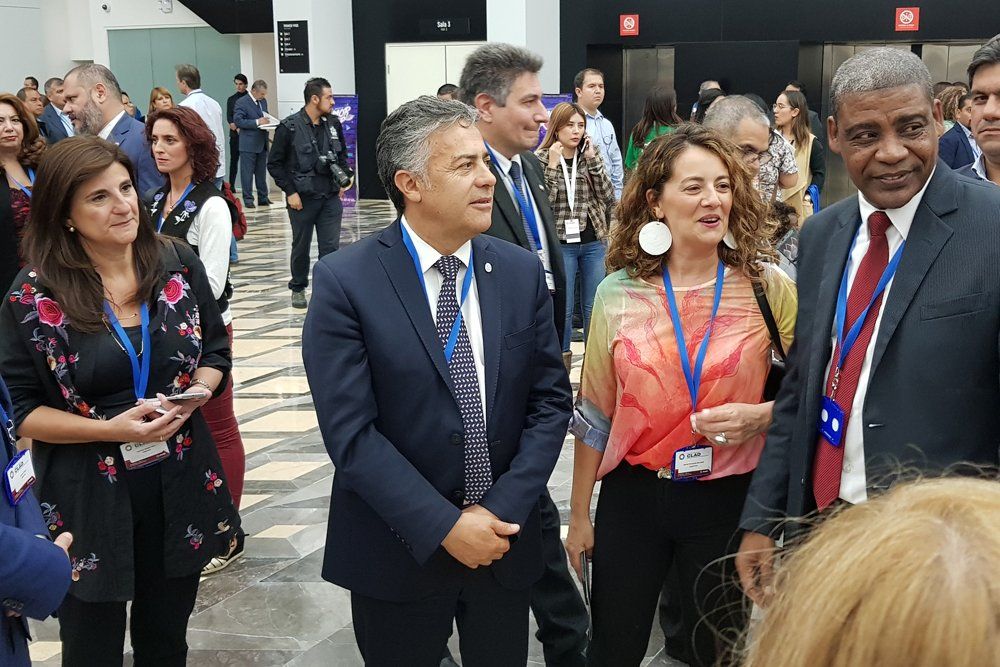 El gobernador Alfredo Cornejo y la titular del Emetur, Gabriela Testa, quieren avanzar con la licitación para la concesión de Penitentes.