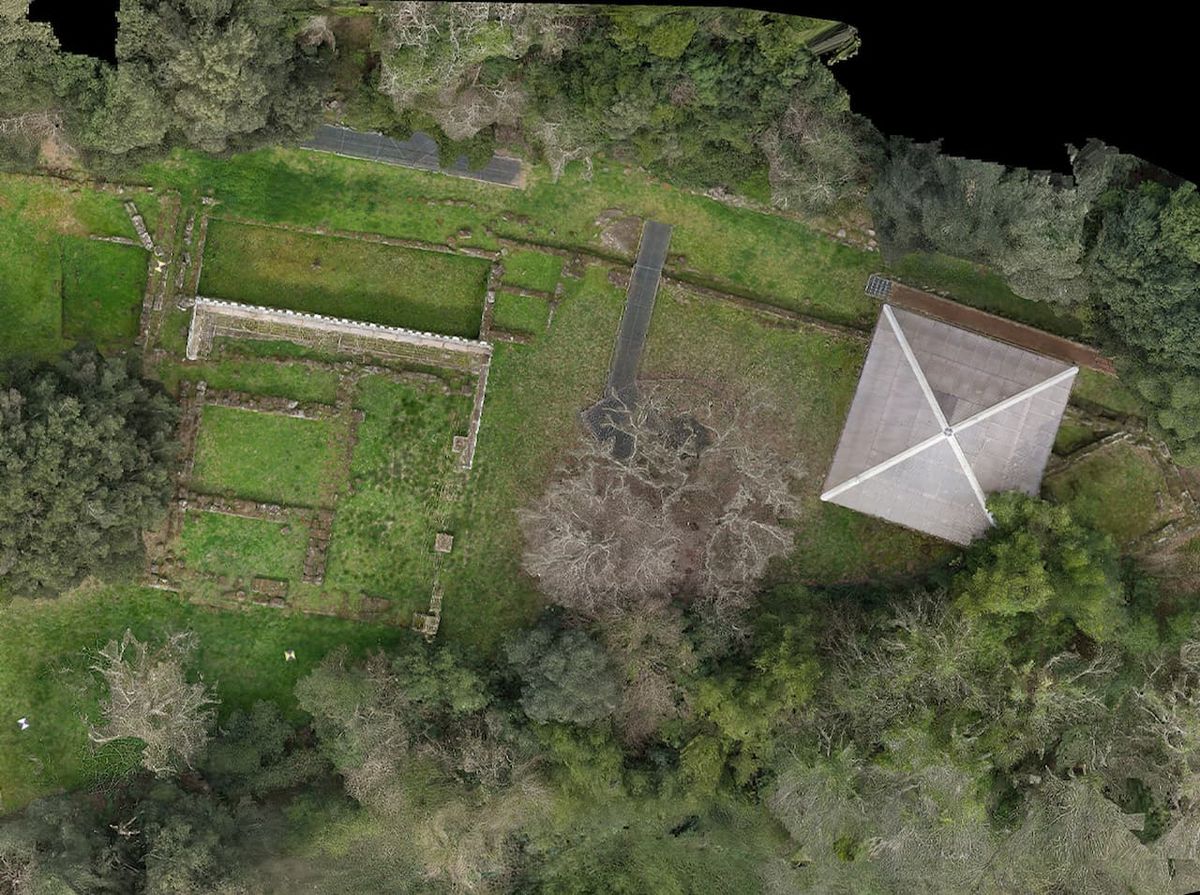 Una vista aérea de los edificios mejor conservados de la ciudad etrusca. Una vista aérea de los edificios mejor conservados de la ciudad etrusca.