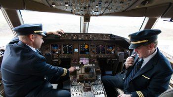 Crecen los incidentes con pasajeros revoltosos en aviones