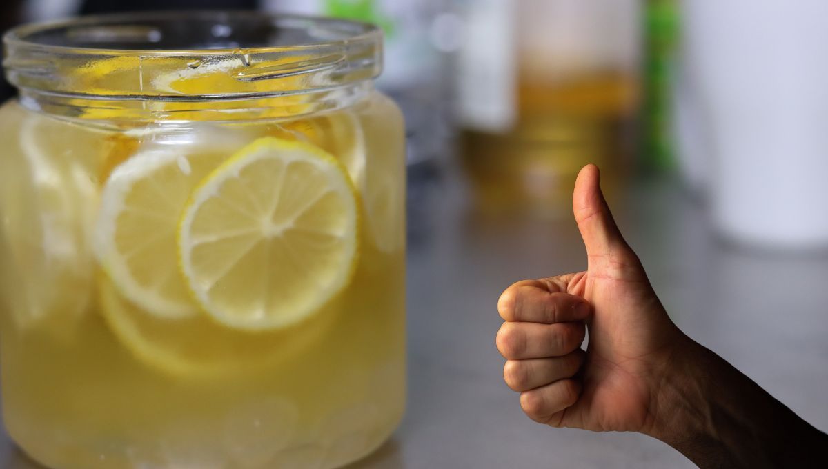 Por qué hay que tener cáscaras de limón con vinagre en casa y cuáles son sus beneficios