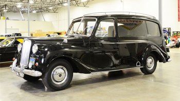 El auto que John Lennon usó para promocionar Imagine sale a subasta