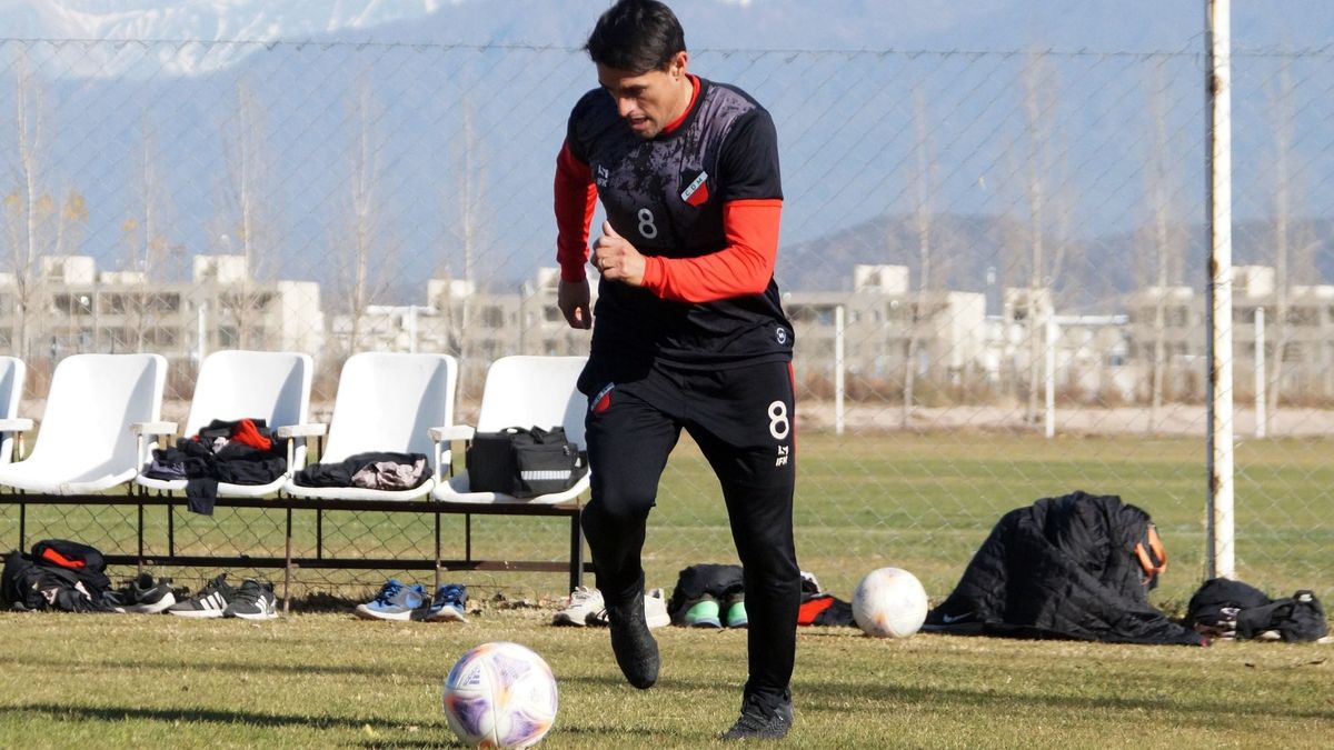 Fausto Montero se refirió al compromiso ante Ferro en el estadio Omar Higinio Sperdutti. Fausto Montero se refirió al compromiso ante Ferro en el estadio Omar Higinio Sperdutti.