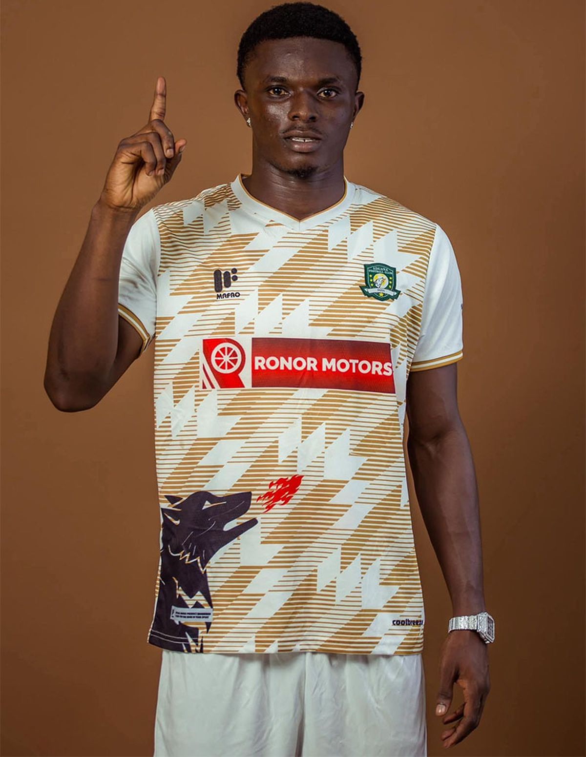 Este es el jugador de Ghana que murió en un asalto.