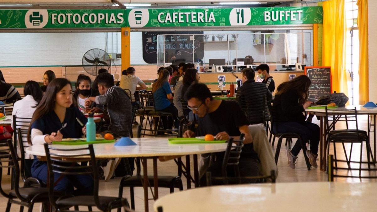 Estudiantes mendocinos que ingresen al preuniversitario o a primer año de la UNCuyo podrán postularse a diferentes becas.