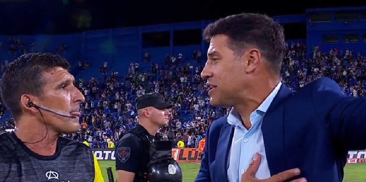 El entrenador no podrá dirigir a su equpo el fin de semana.