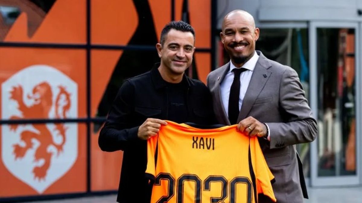 Xavi Hern&aacute;ndez es el nuevo DT de Pa&iacute;ses Bajos.
