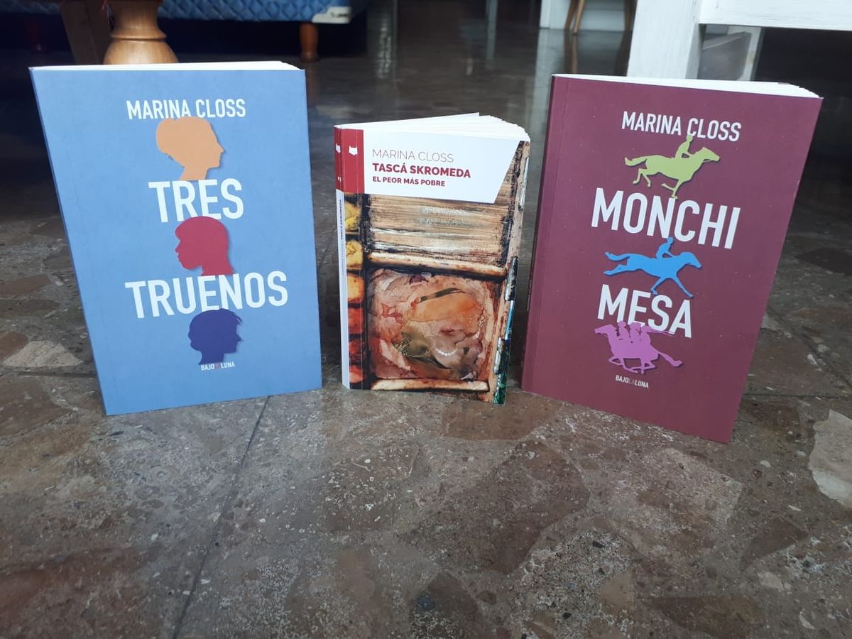 Marina Closs ha escrito más de diez obras desde 2013, cuando se publicó su primer libro. Marina Closs ha escrito más de diez obras desde 2013, cuando se publicó su primer libro.